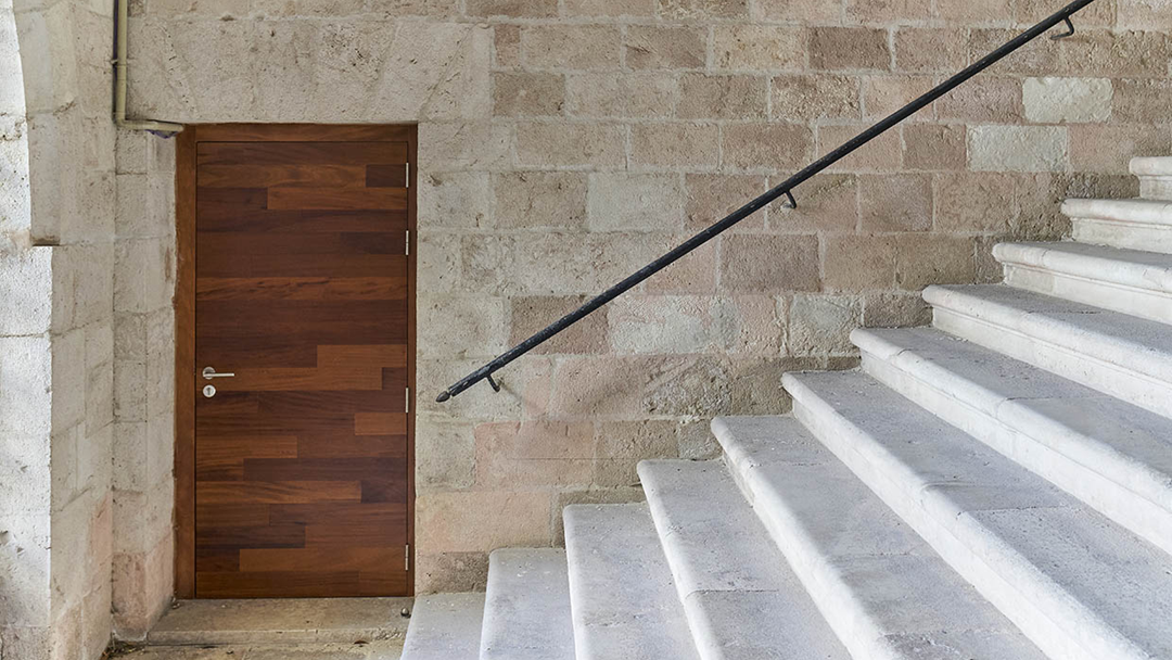 Puertas a medida con medidas especiales